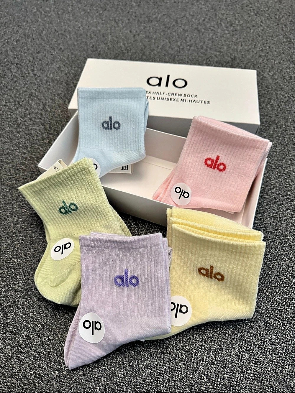 Alo Unisex Half-Crew Sock 5-Pair Half-Crew Socks Yellow & Pink NWT